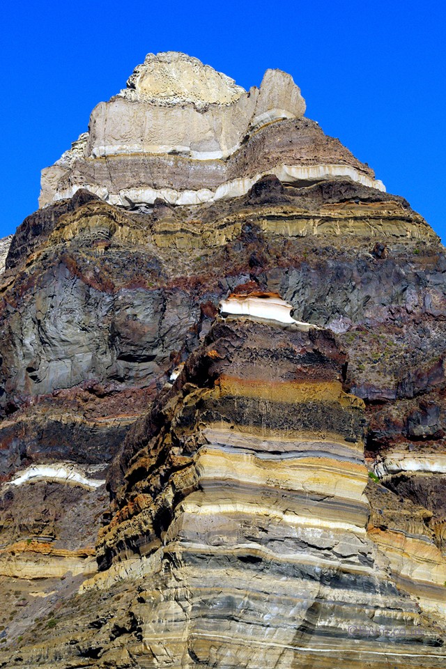 The sense of scale and power of the Minoan eruption is evident when you are on a boat and looking up.  I recall thinking “There used to be land here”.