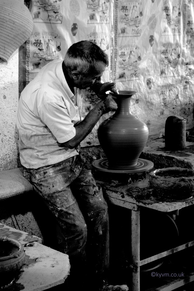 It must be said that the pots of Greece are second to none anywhere that I have been. Here watching the clay worked and shaped was a joy to behold. Unlike the weight restrictions to bring one home.