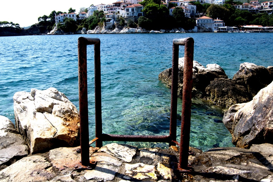 Do not be tempted by these waters. This picturesque ladder to the sea ends with a herd of sea urchins.  A careful leap is required to enter and tactful navigation required to return to shore.