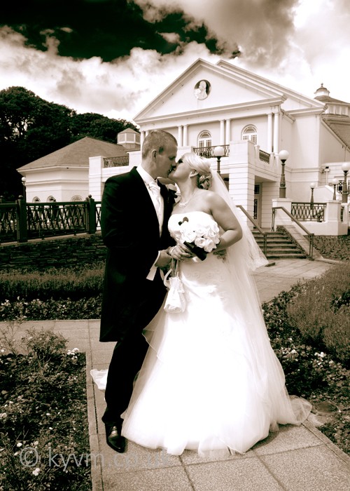 I don't do weddings frequently, but I enjoy them immensely when I do 